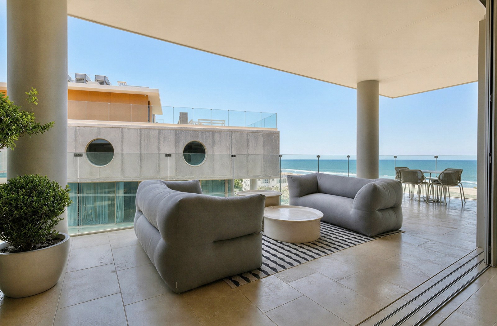 Foto inmobiliaria mejorada con IA (después) — Tourfly