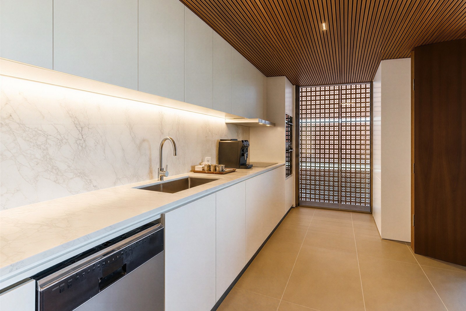 Foto inmobiliaria mejorada con IA (después) — Tourfly